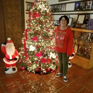 Meet your Posher, Elaine